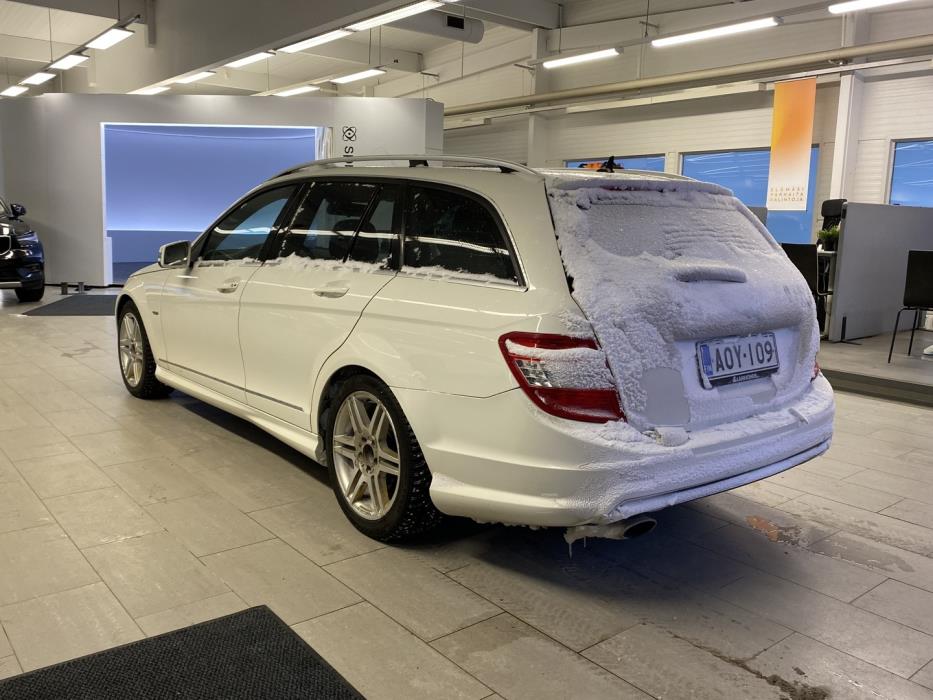 MERCEDES-BENZ C 2009