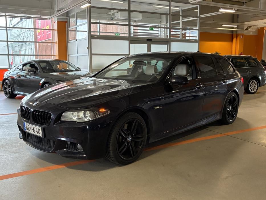 BMW 530 2011