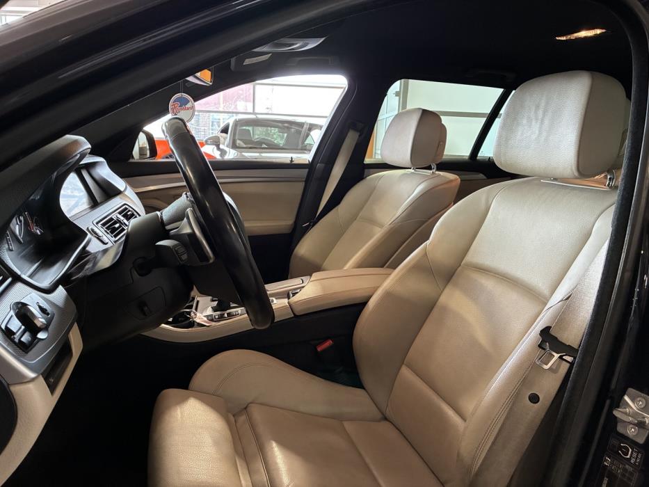 BMW 530 2011