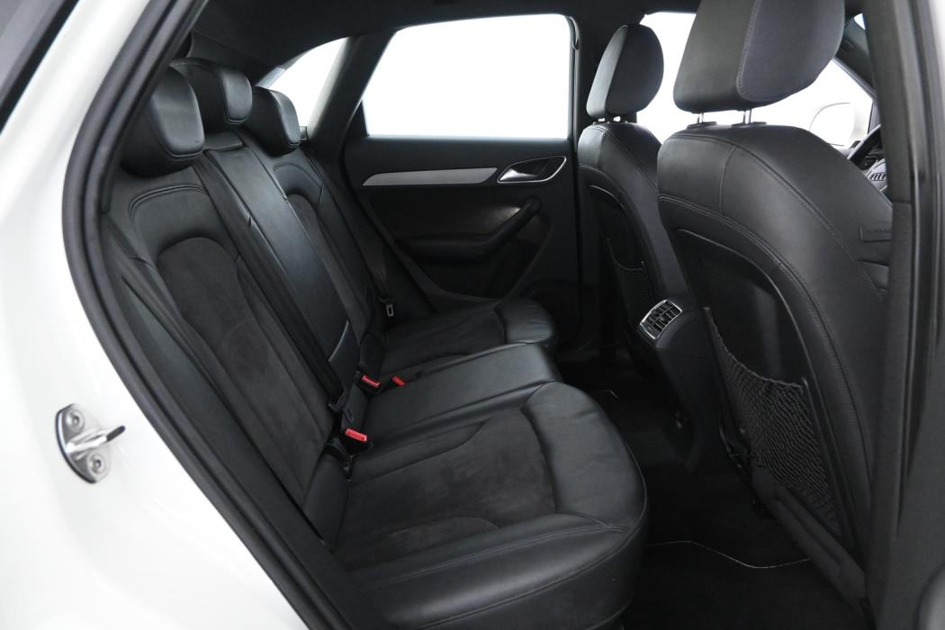 AUDI Q3 2012