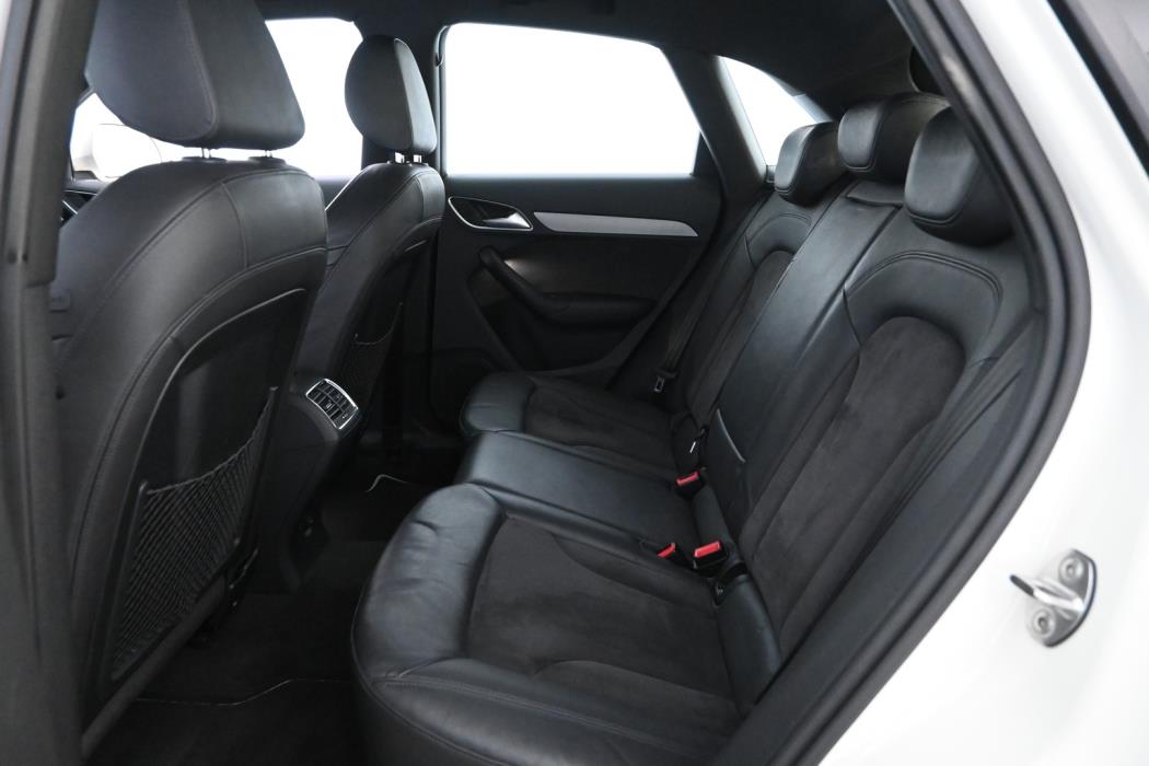AUDI Q3 2012