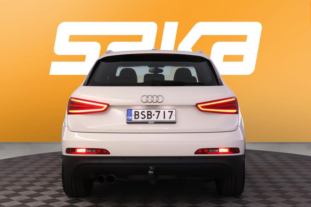 AUDI Q3 2012