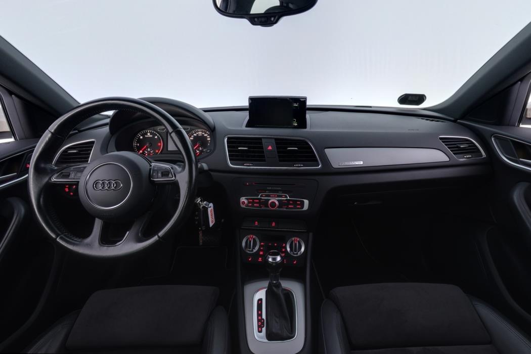AUDI Q3 2012