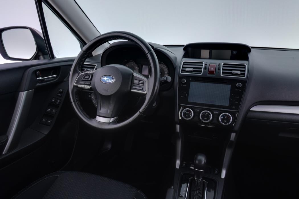 SUBARU Forester 2015