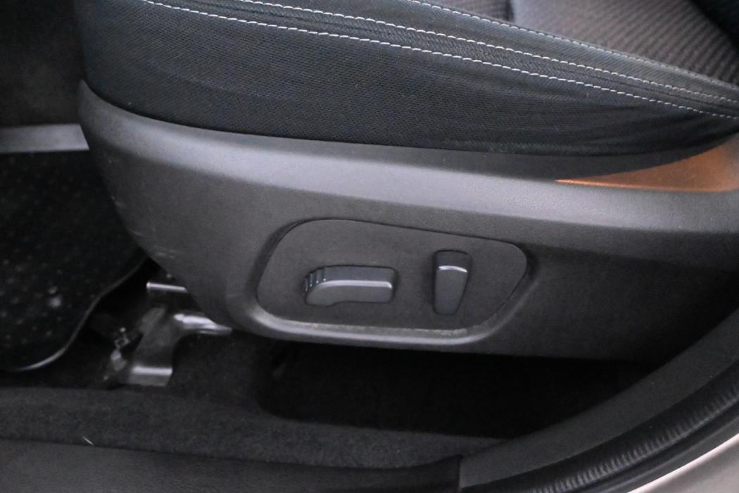 SUBARU Forester 2015
