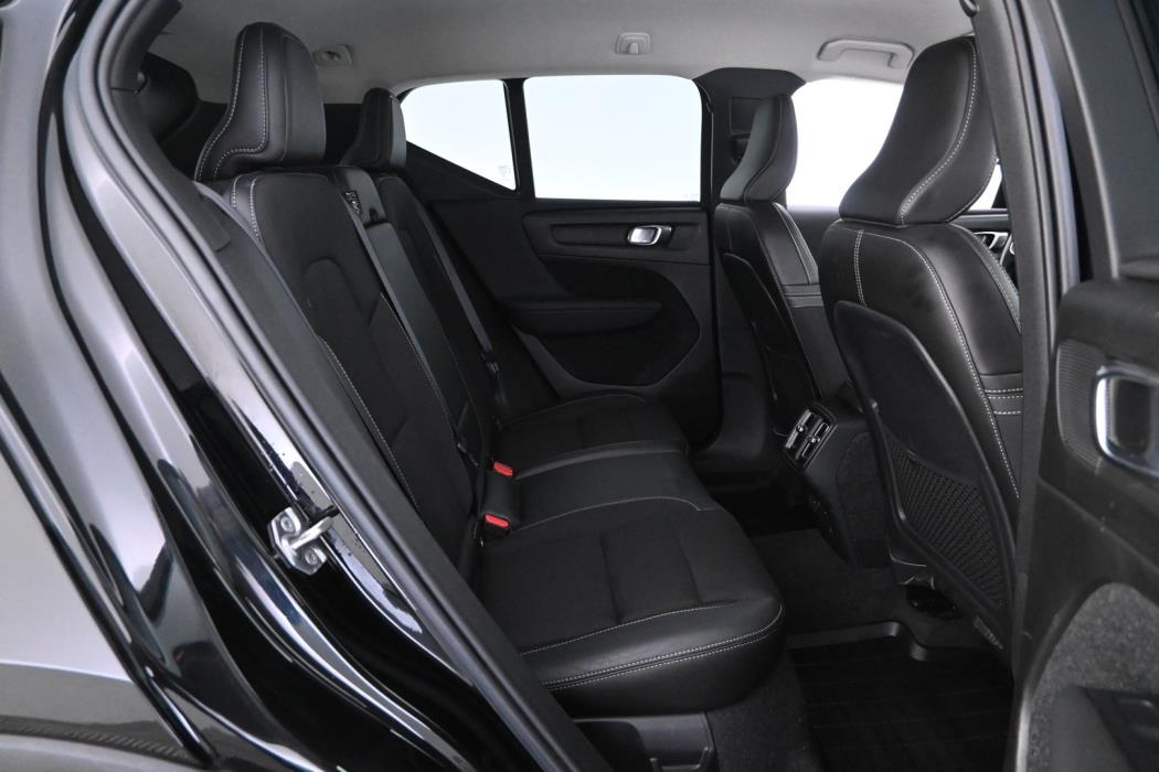 VOLVO XC40 2020