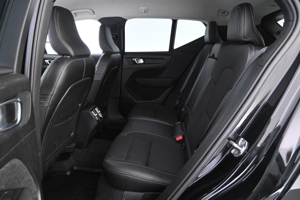VOLVO XC40 2020