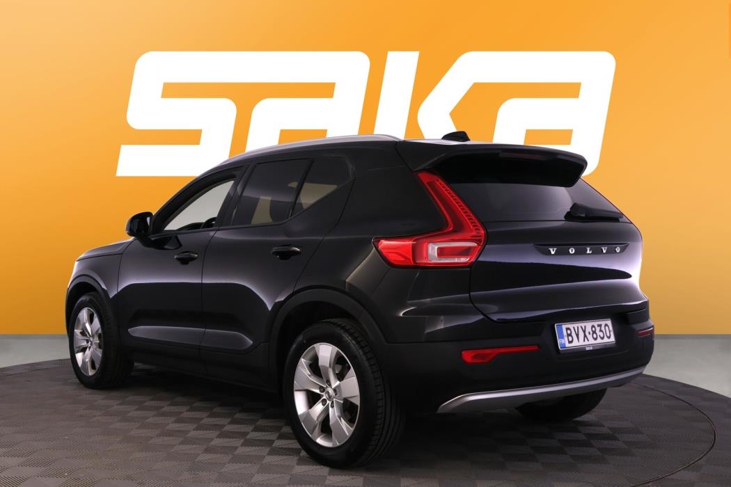 VOLVO XC40 2020