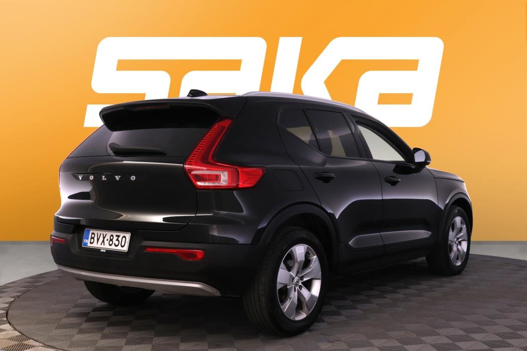 VOLVO XC40 2020
