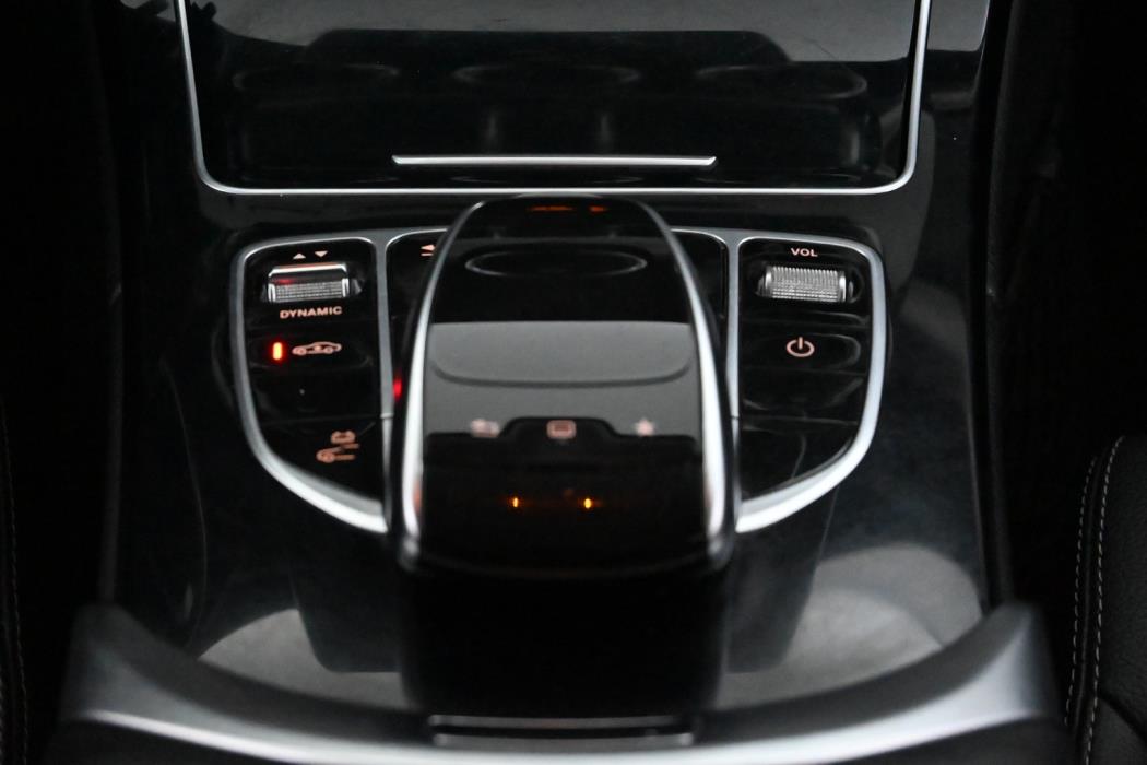 MERCEDES-BENZ C 2016