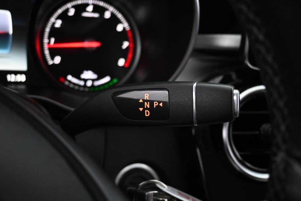 MERCEDES-BENZ C 2016