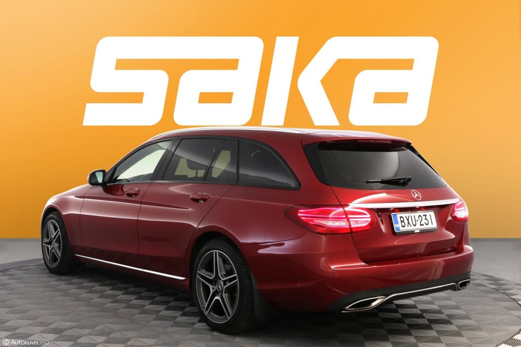 MERCEDES-BENZ C 2016