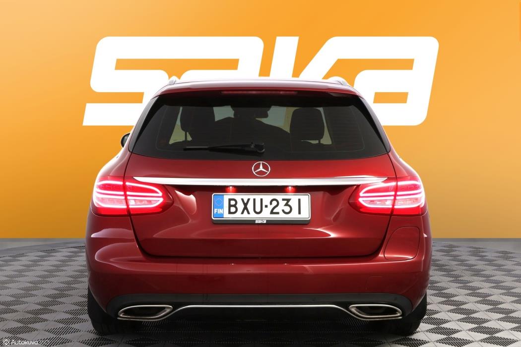 MERCEDES-BENZ C 2016