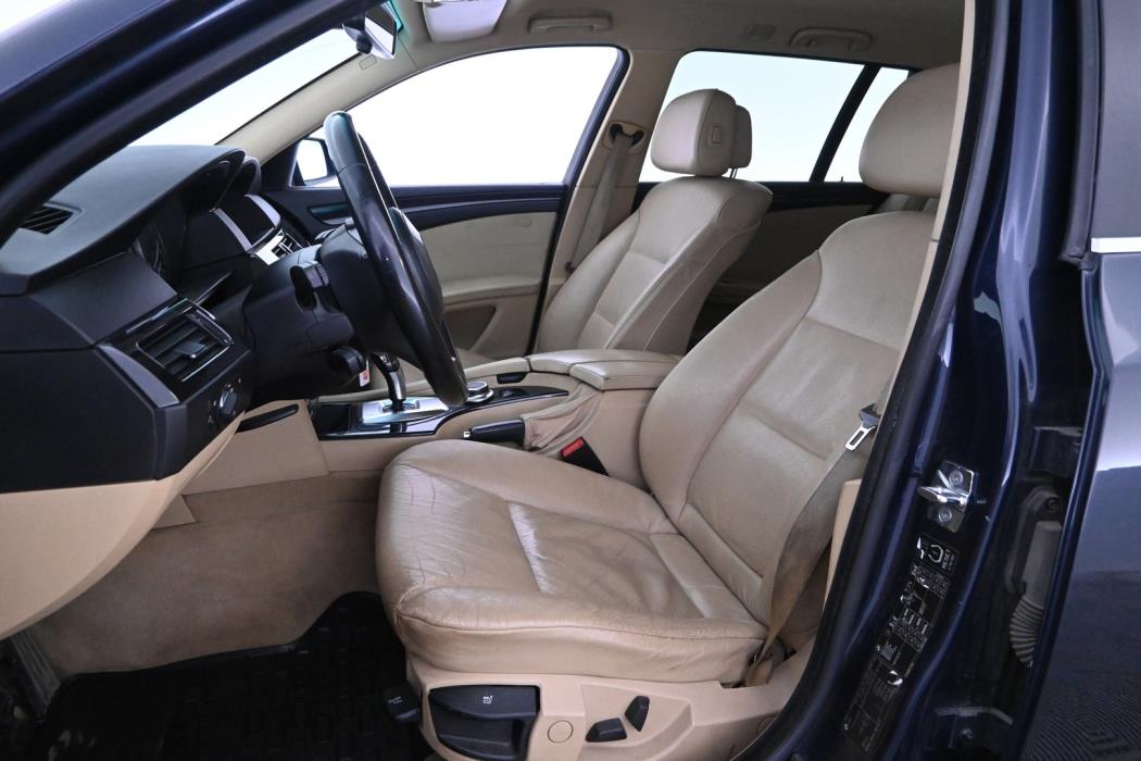 BMW 520 2008
