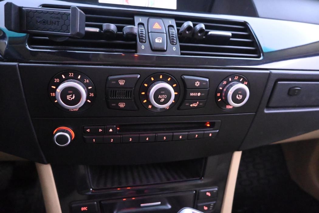 BMW 520 2008