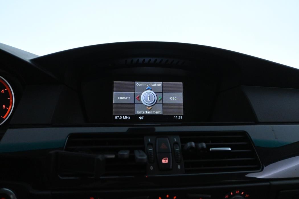BMW 520 2008