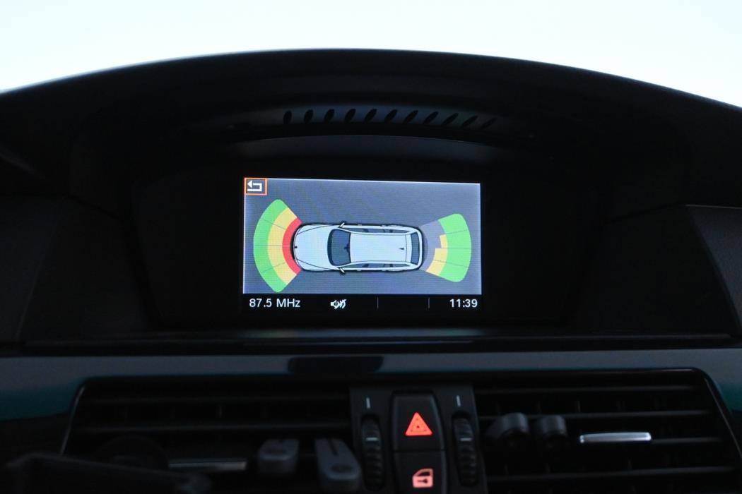 BMW 520 2008