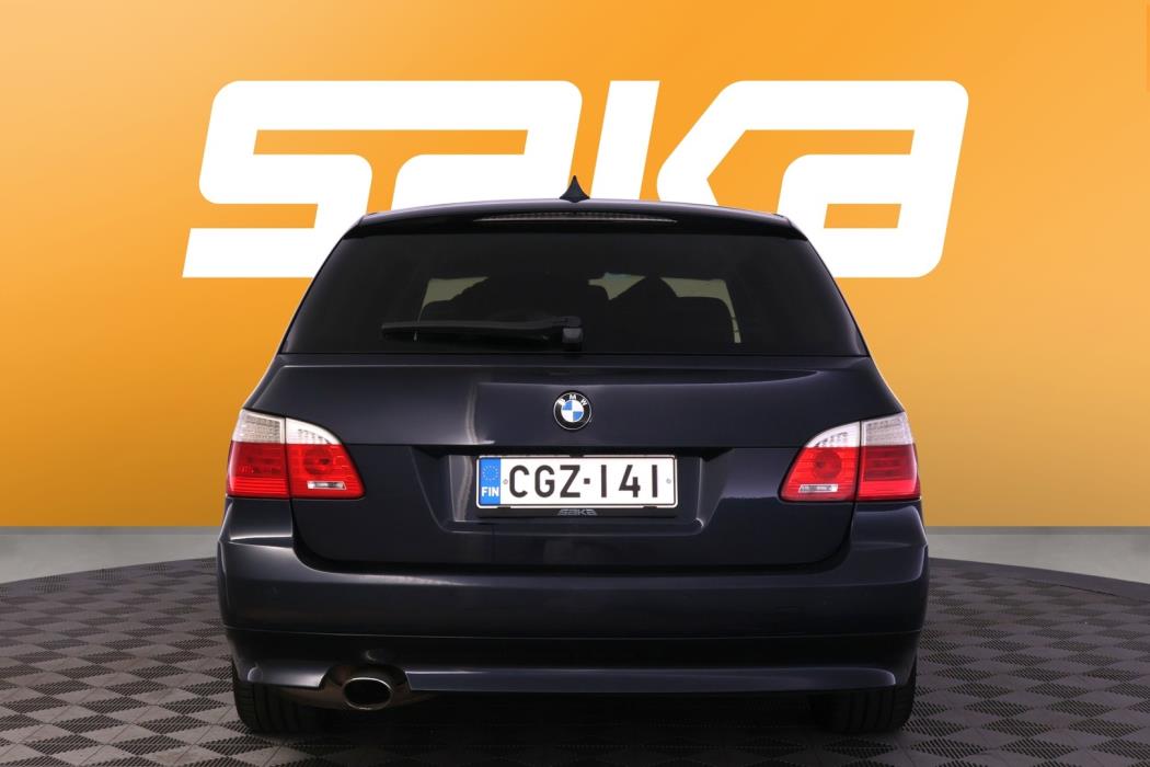 BMW 520 2008