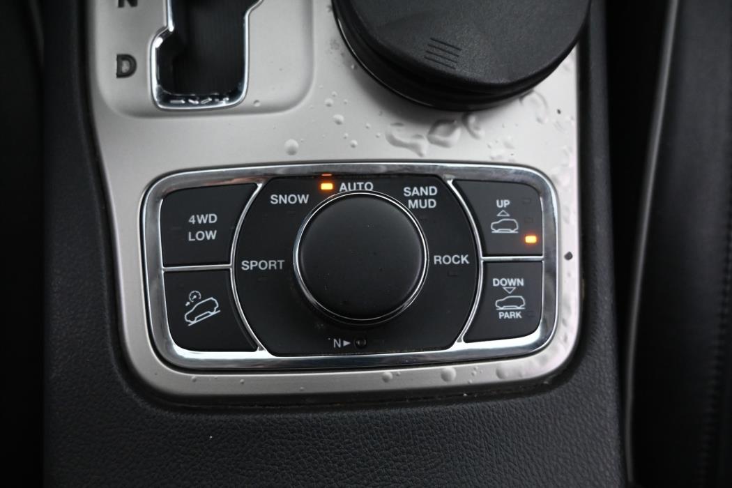 JEEP Grand Cherokee 2011