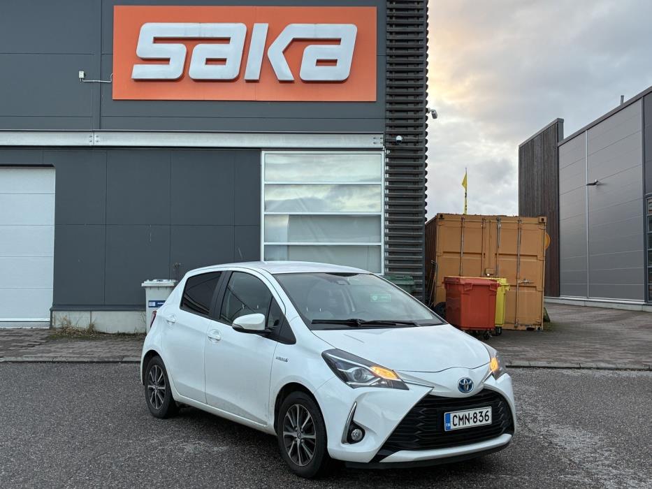 TOYOTA Yaris 2019