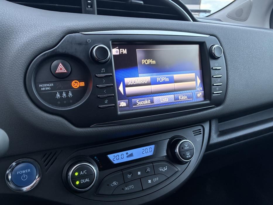TOYOTA Yaris 2019