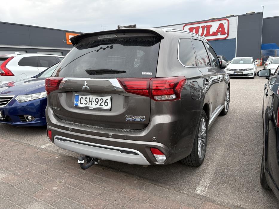 MITSUBISHI Outlander 2019