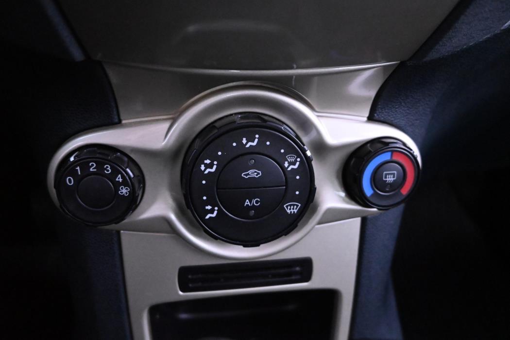 FORD Fiesta 2009