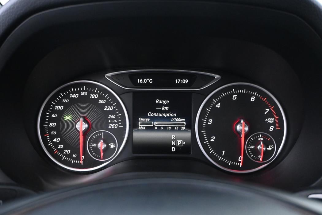 MERCEDES-BENZ B 2016