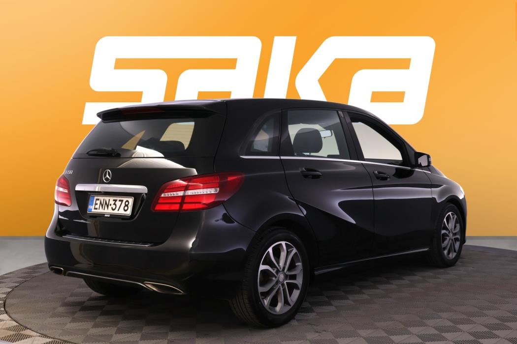 MERCEDES-BENZ B 2016