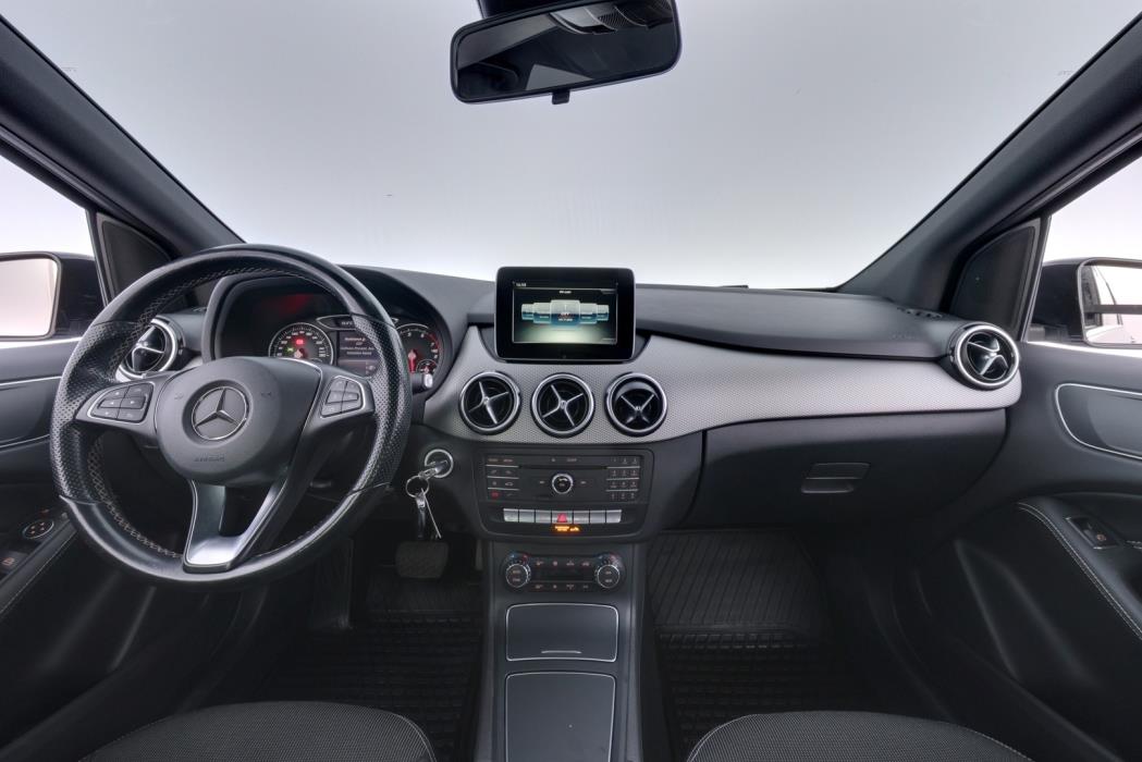 MERCEDES-BENZ B 2016