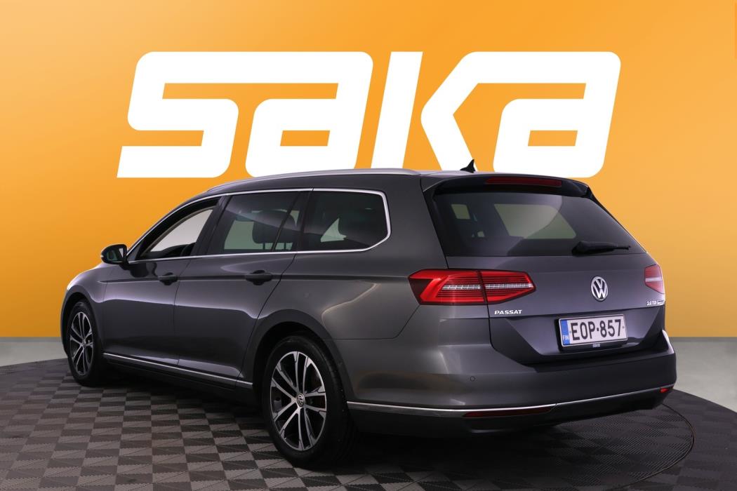 VOLKSWAGEN Passat 2017