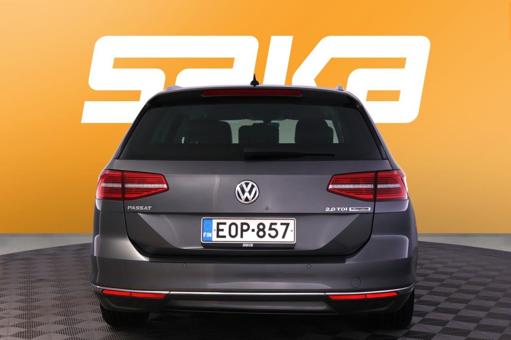 VOLKSWAGEN Passat 2017