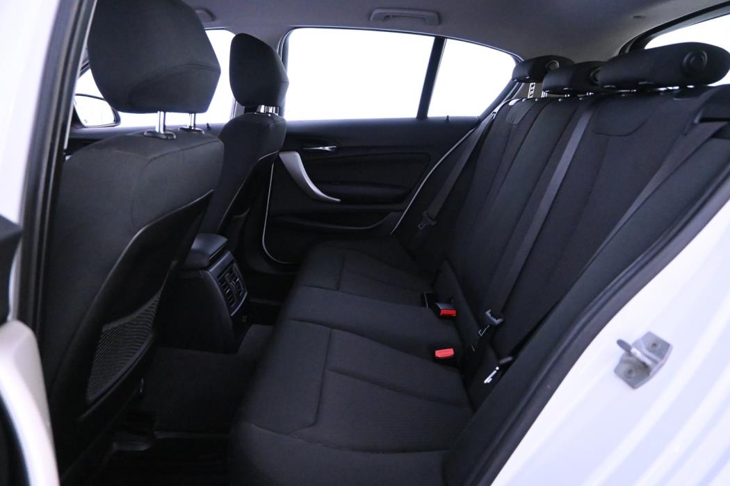 BMW 118 2018