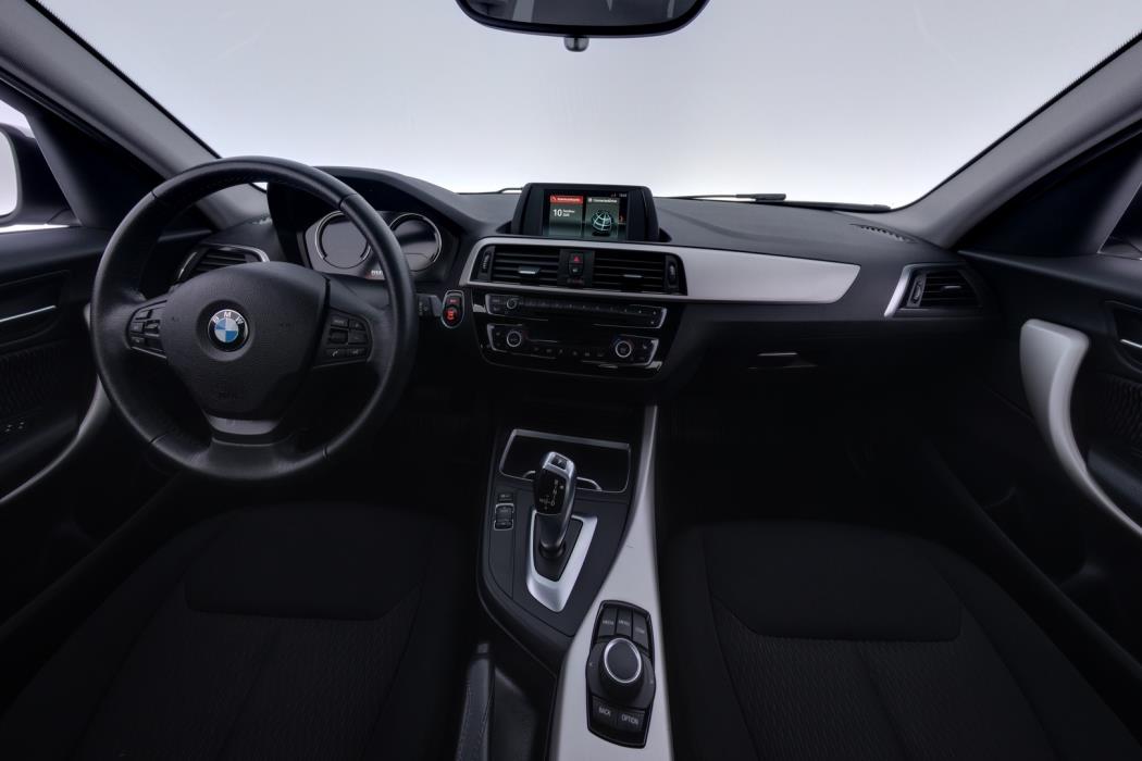 BMW 118 2018