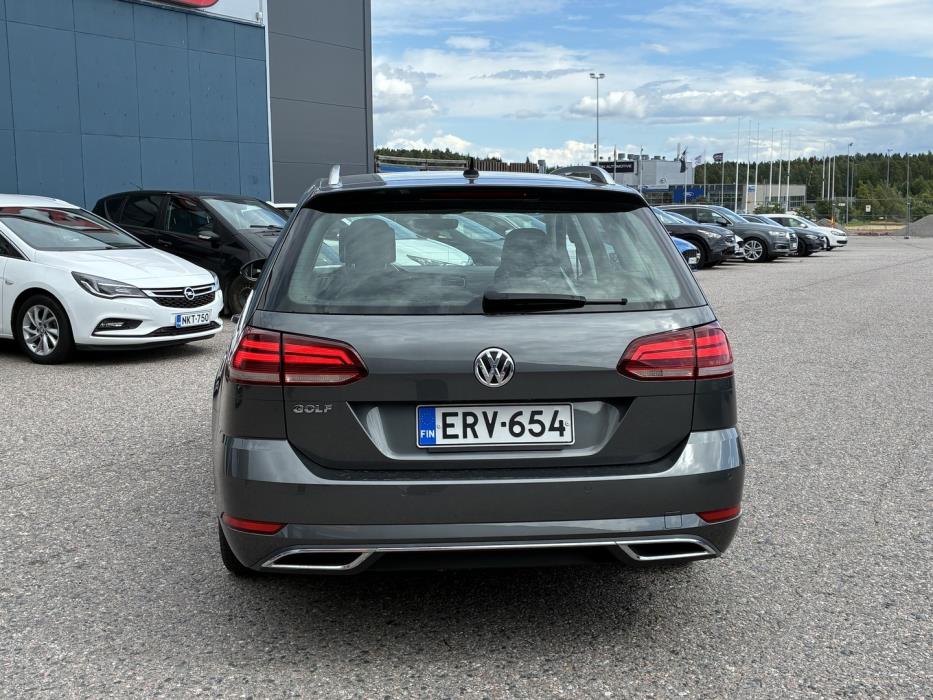 VOLKSWAGEN Golf 2020