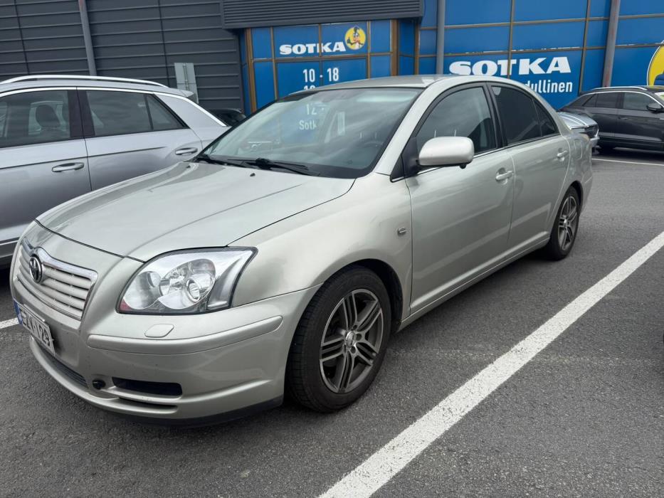 TOYOTA Avensis 2003