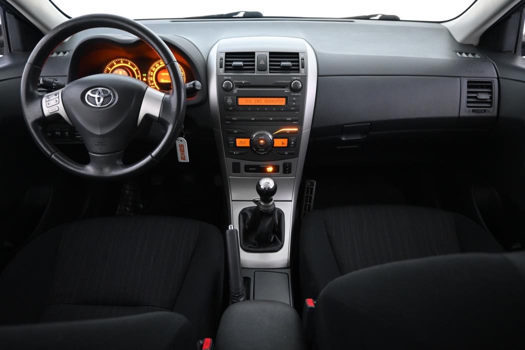 TOYOTA Corolla 2009