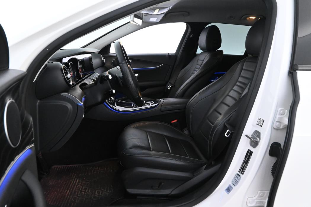 MERCEDES-BENZ E 2017