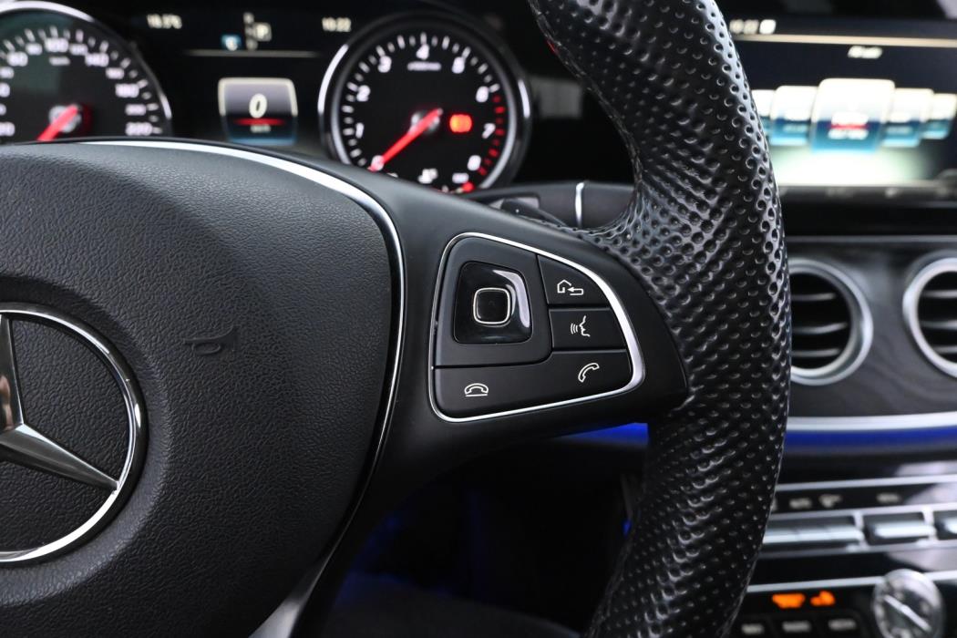 MERCEDES-BENZ E 2017