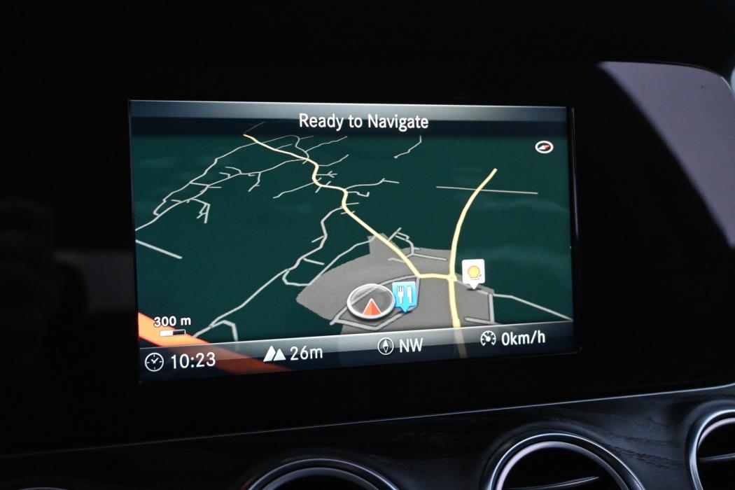 MERCEDES-BENZ E 2017