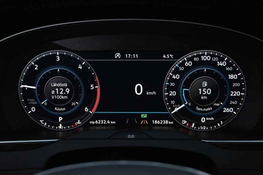 VOLKSWAGEN Passat 2018