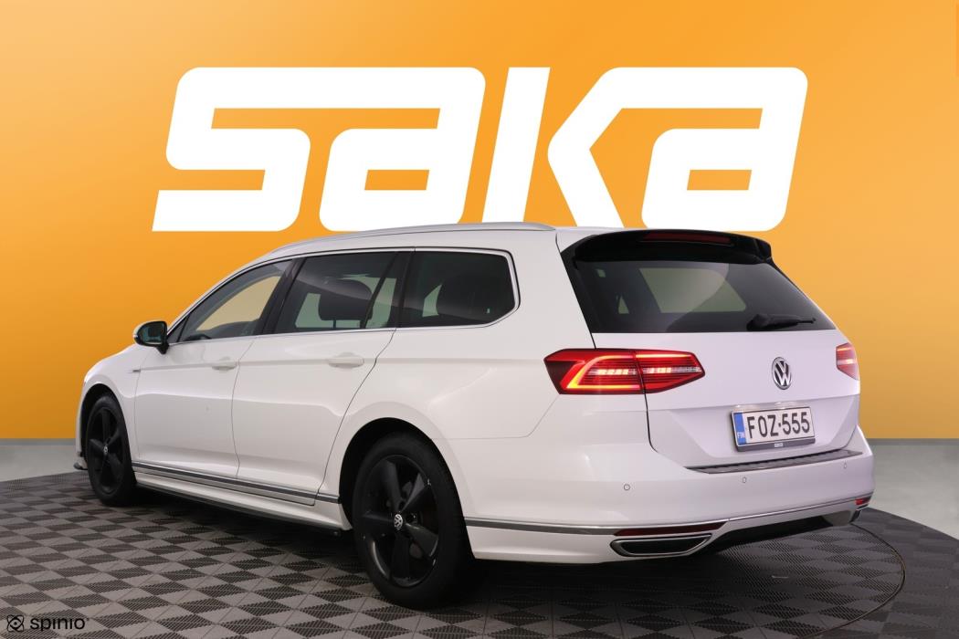 VOLKSWAGEN Passat 2018