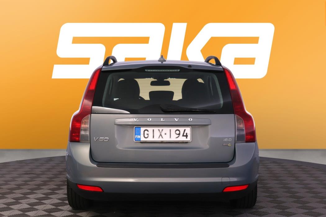 VOLVO V50 2010