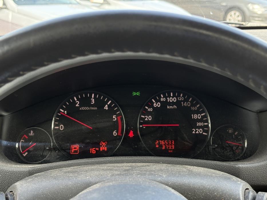 NISSAN Pathfinder 2011