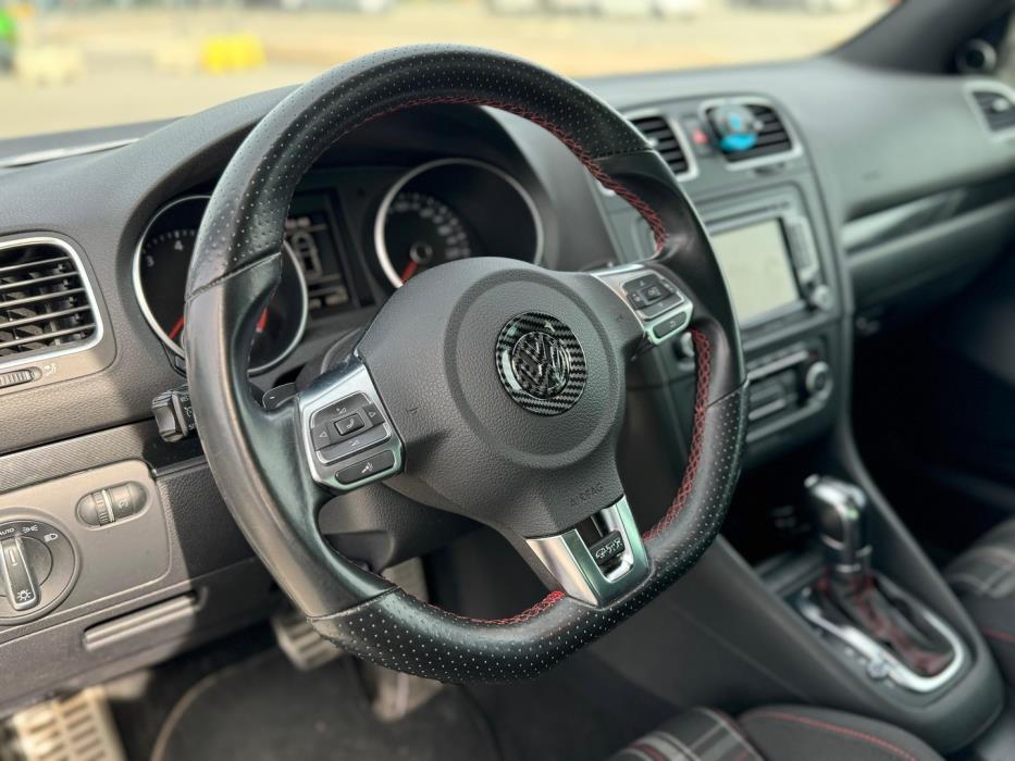 VOLKSWAGEN Golf 2011