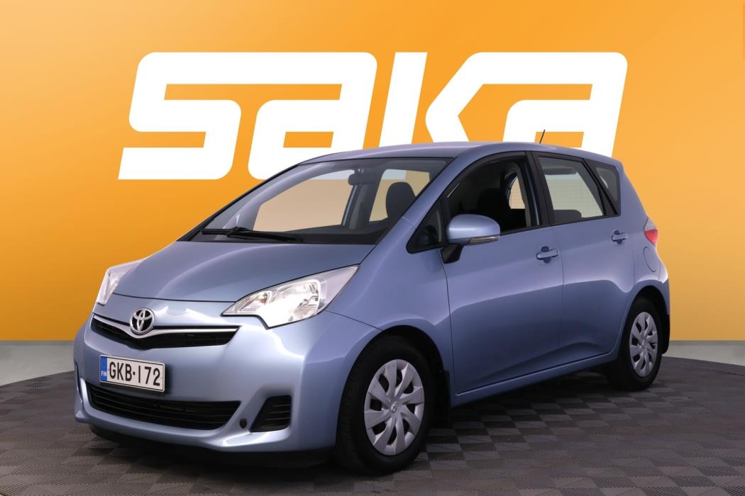 TOYOTA Verso-S 2012