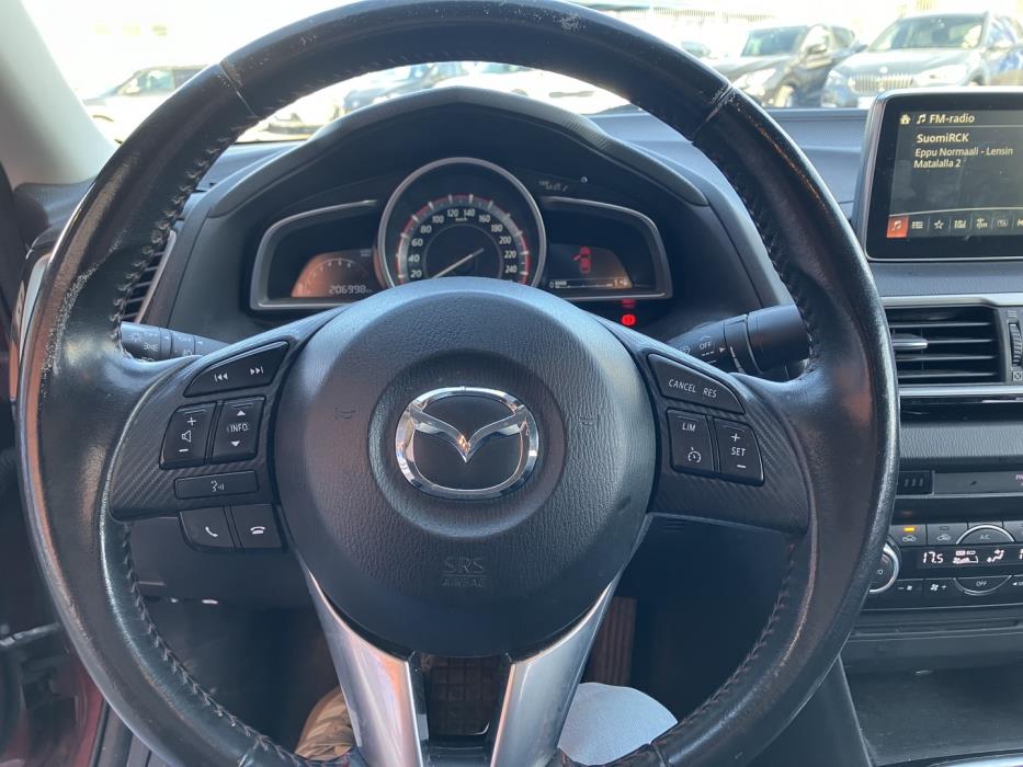 MAZDA 3 2015