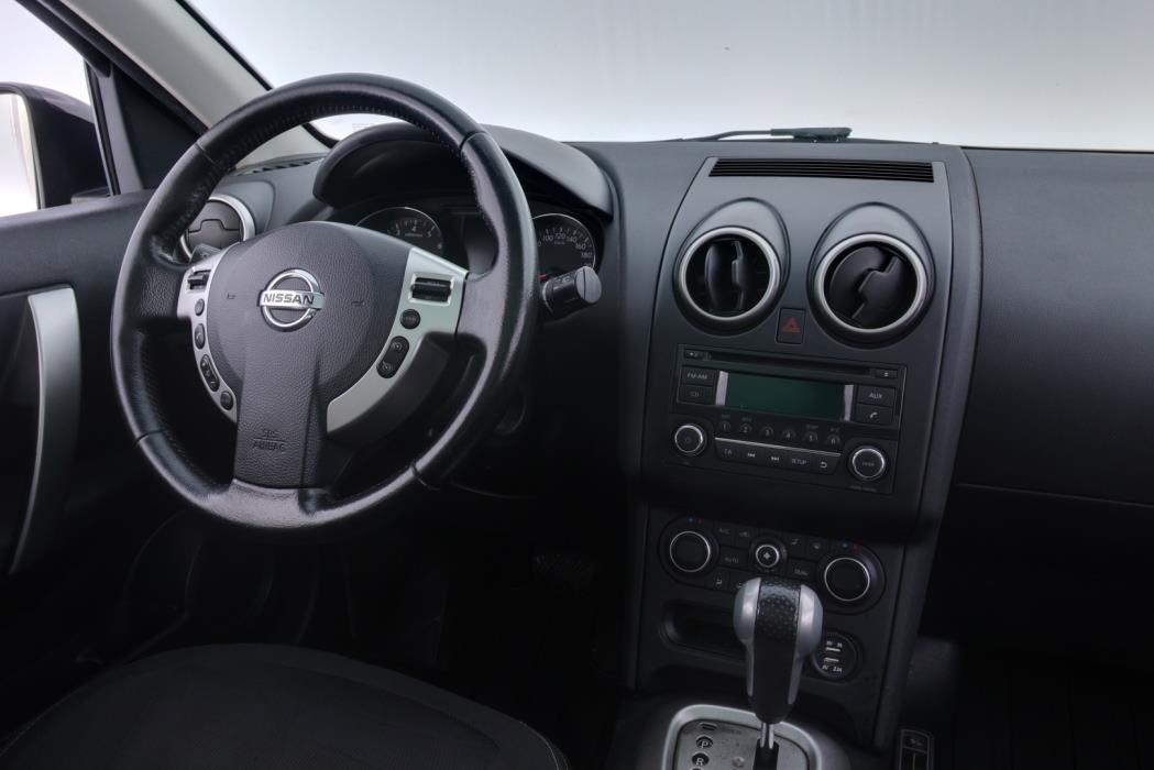 NISSAN Qashqai+2 2012