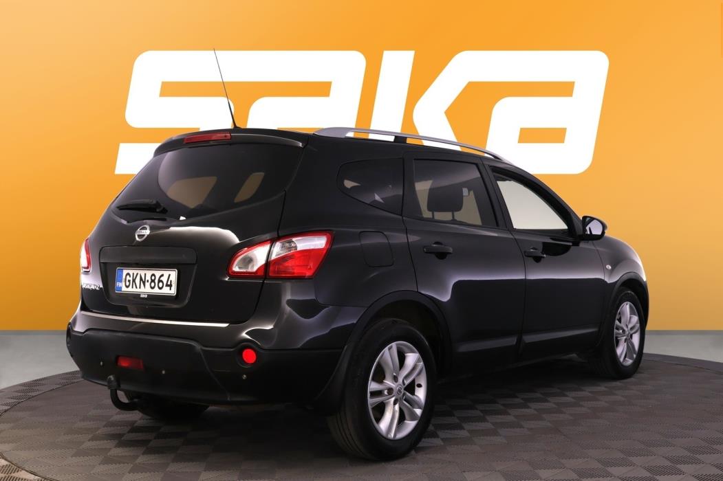 NISSAN Qashqai+2 2012