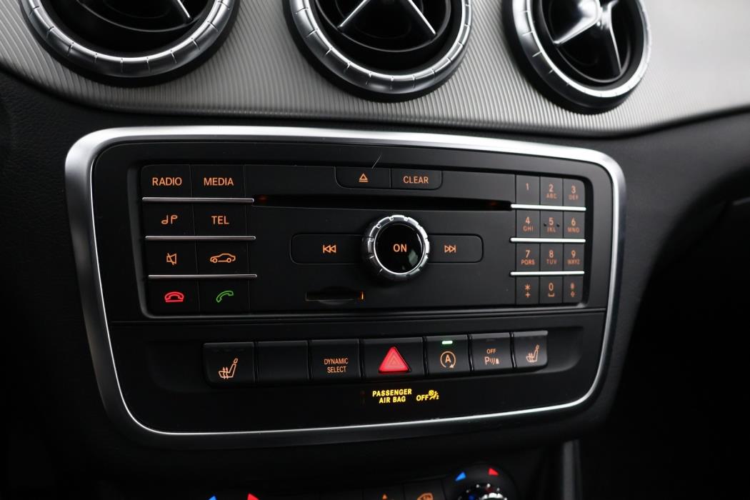 MERCEDES-BENZ CLA 2016